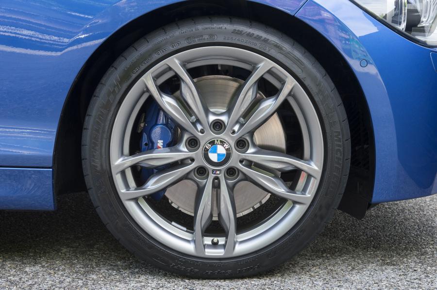  BMW M135i 3-Door 2012 года  (фото 46 из 183)
